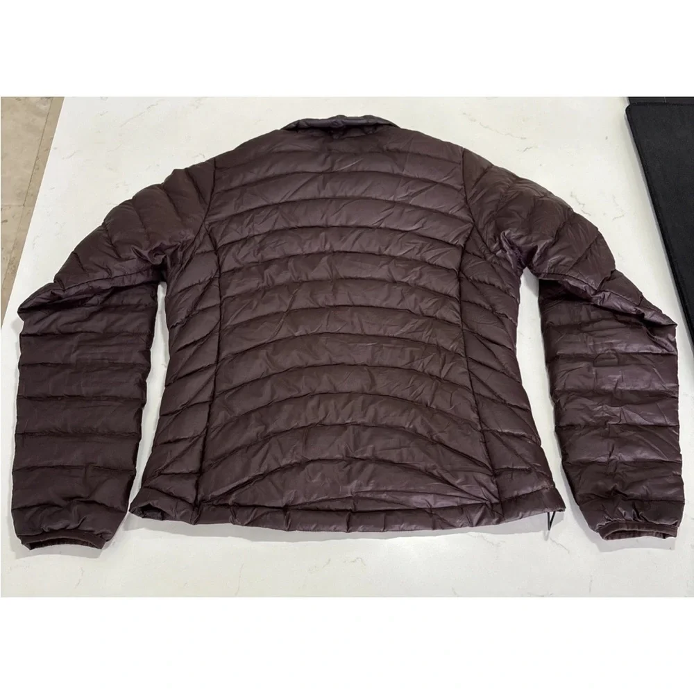 Patagonia Women's XS Brown Down Jacket